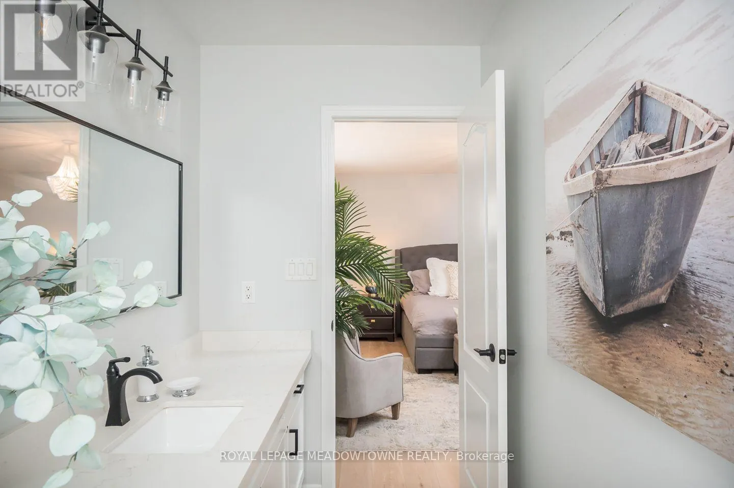 868 PAUPST PLACE
