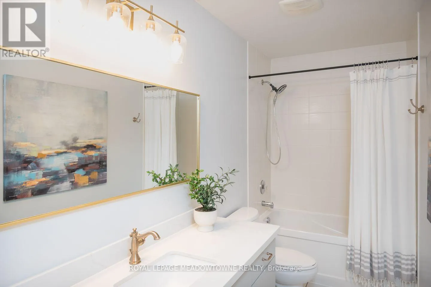 868 PAUPST PLACE