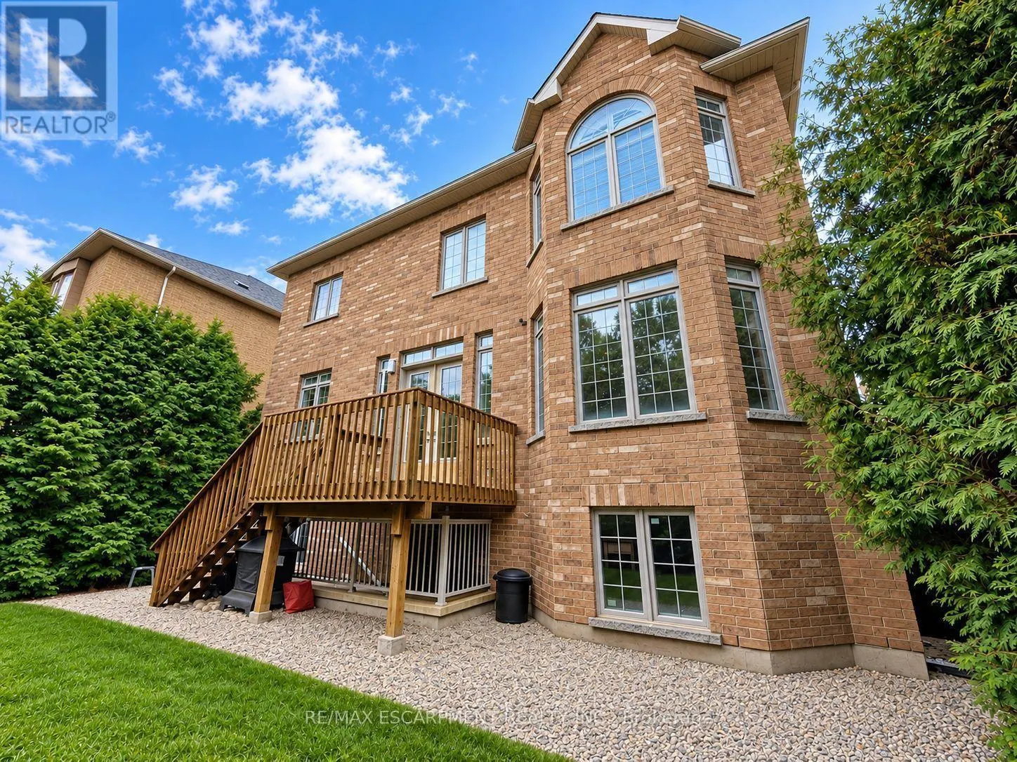 2121 BLACKFOREST CRESCENT