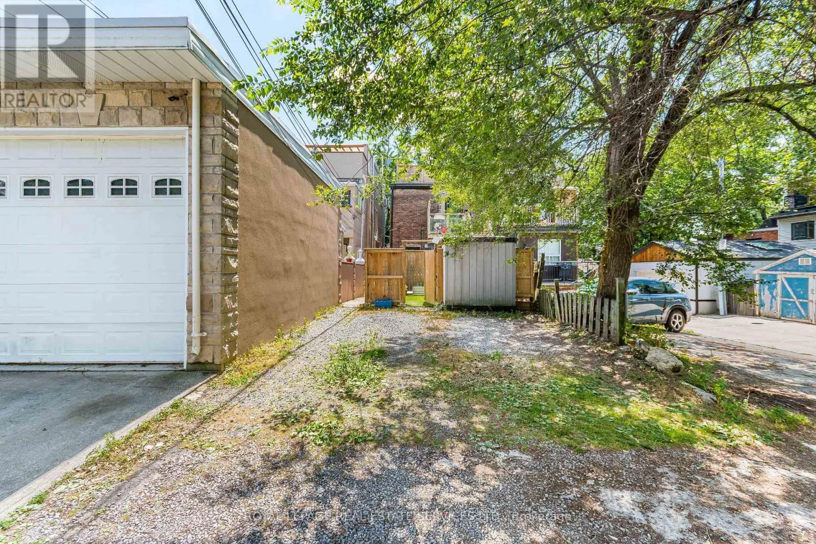238 GARDEN AVENUE