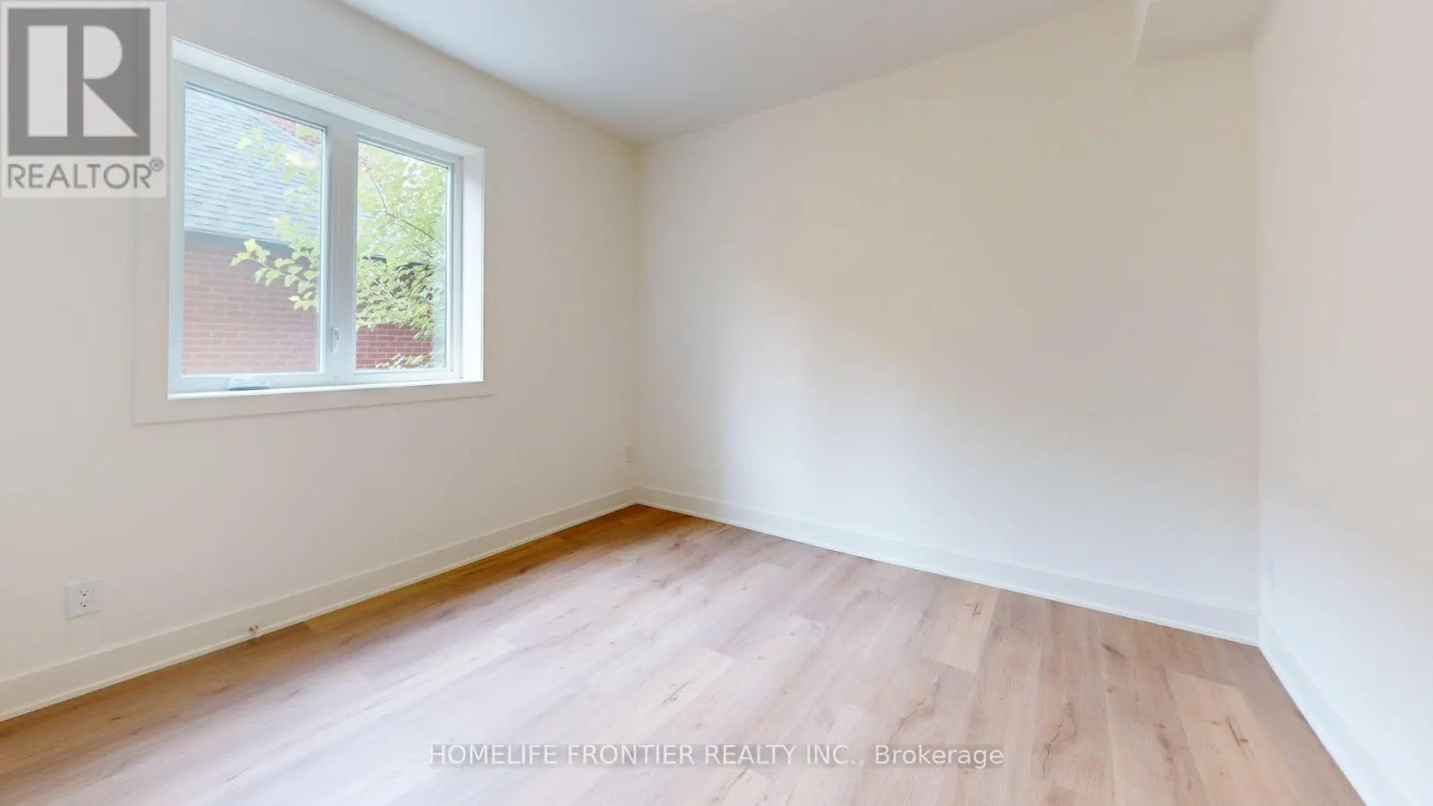 2 (MAIN) - 878 GLENCAIRN AVENUE