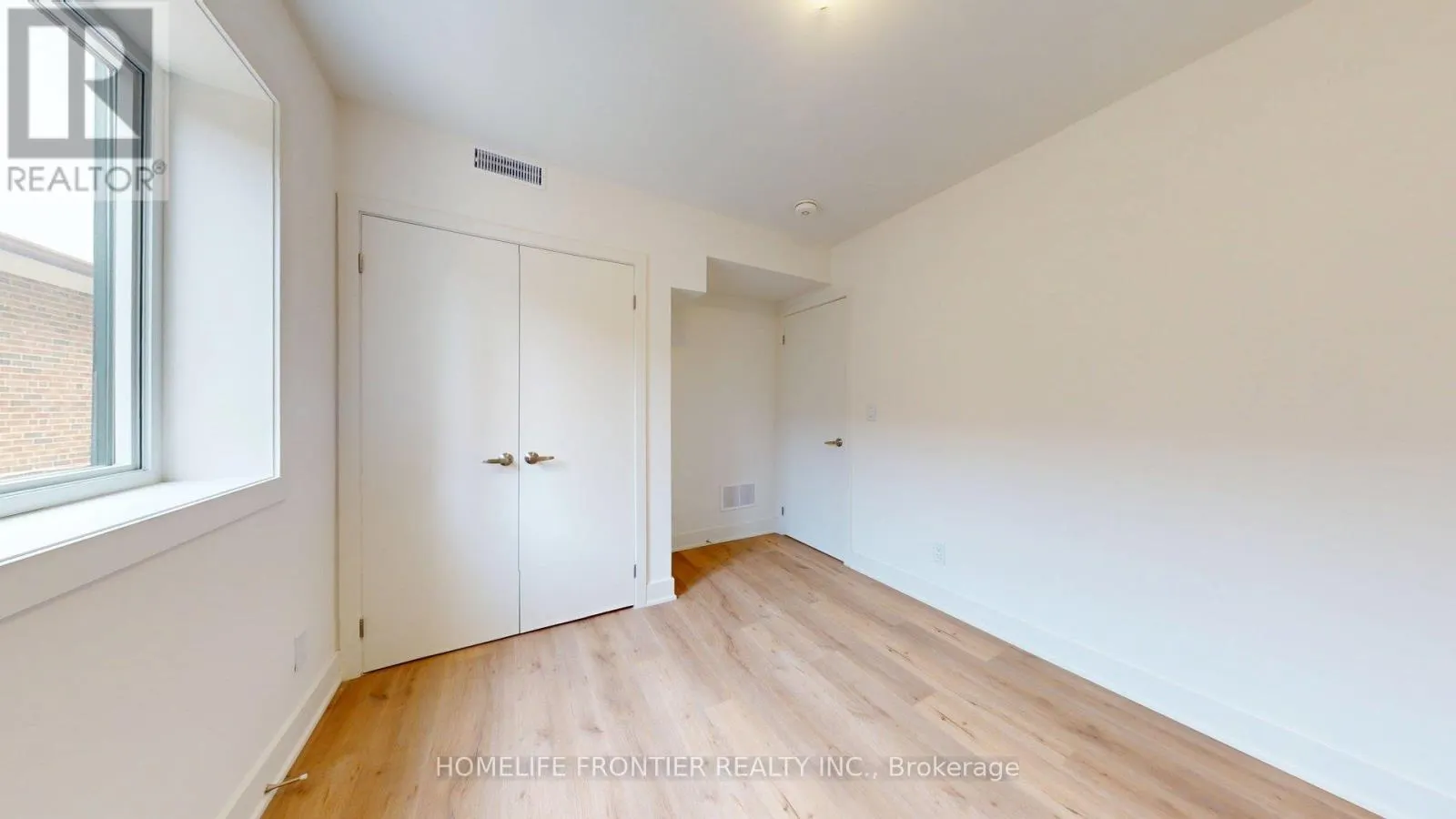 2 (MAIN) - 878 GLENCAIRN AVENUE
