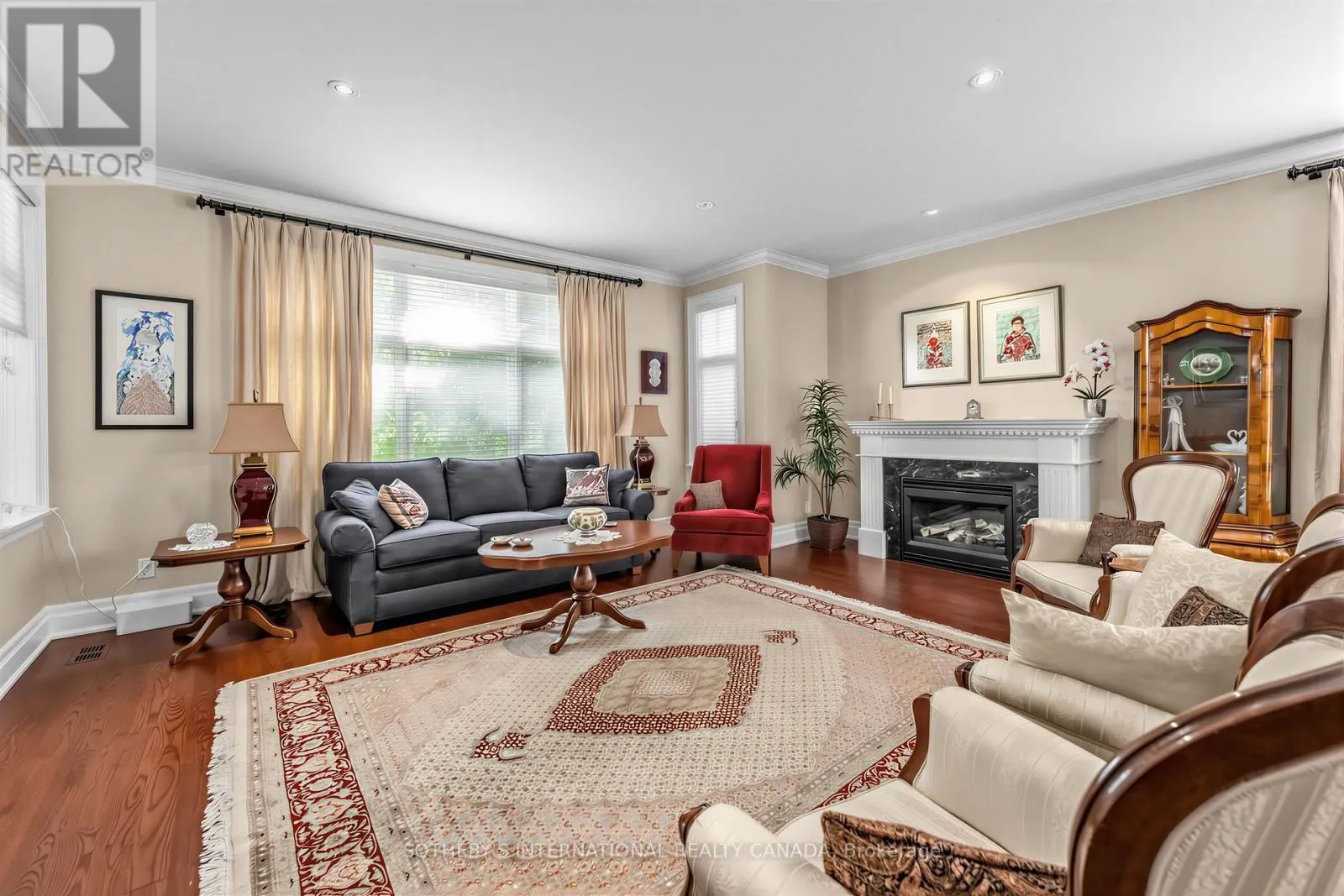 407 CAIRNCROFT ROAD