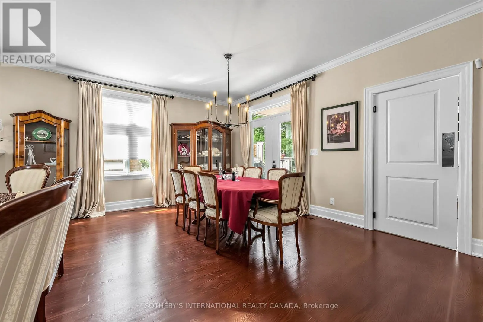 407 CAIRNCROFT ROAD