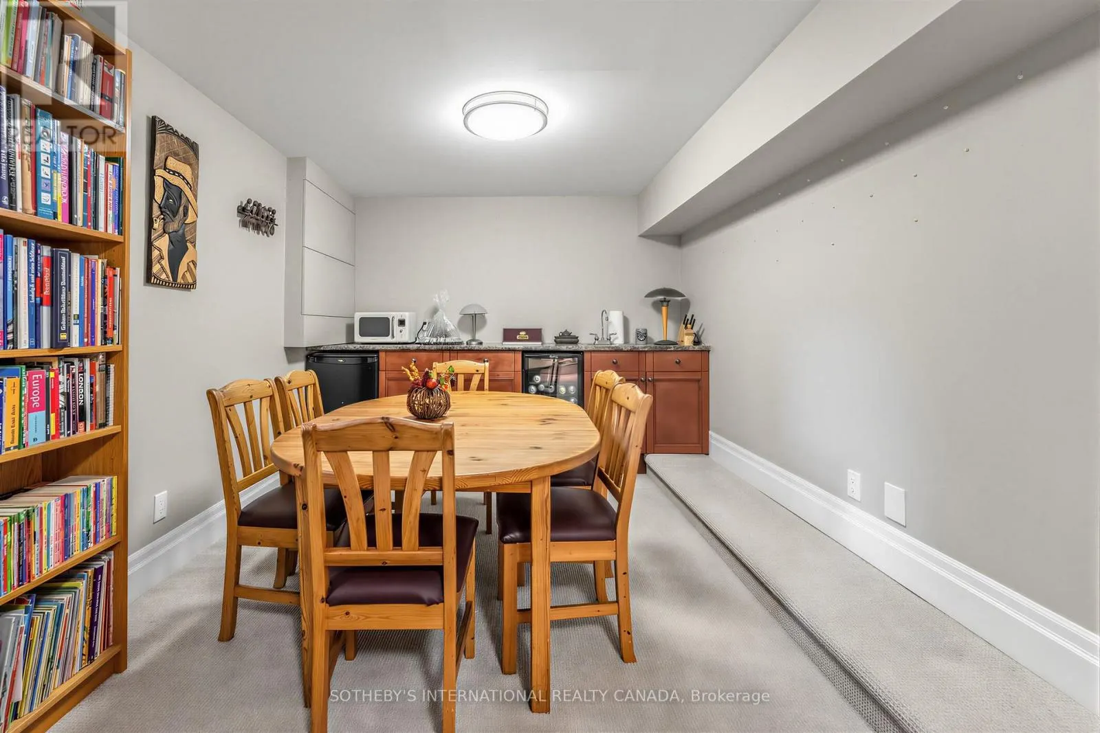 407 CAIRNCROFT ROAD