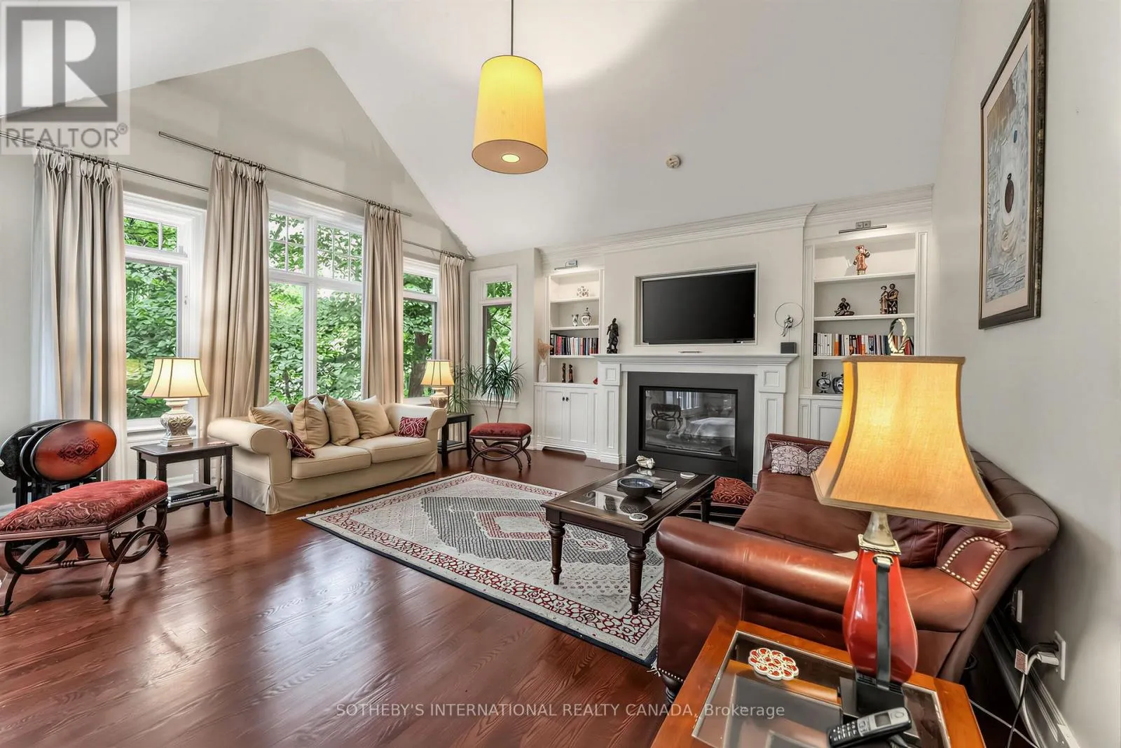 407 CAIRNCROFT ROAD