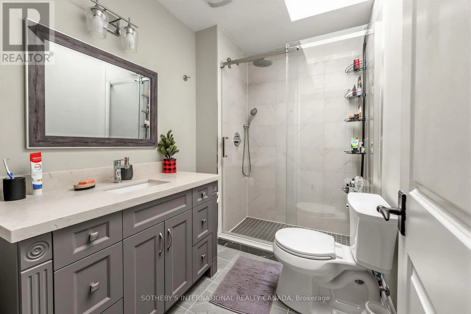 407 CAIRNCROFT ROAD