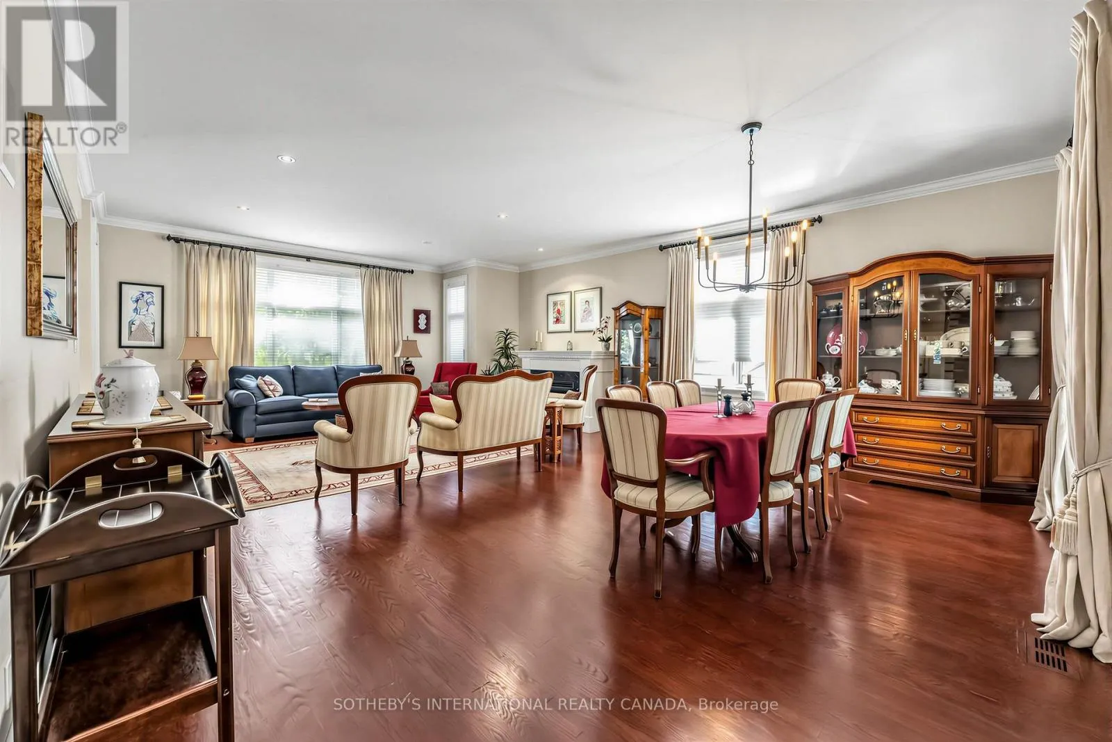 407 CAIRNCROFT ROAD