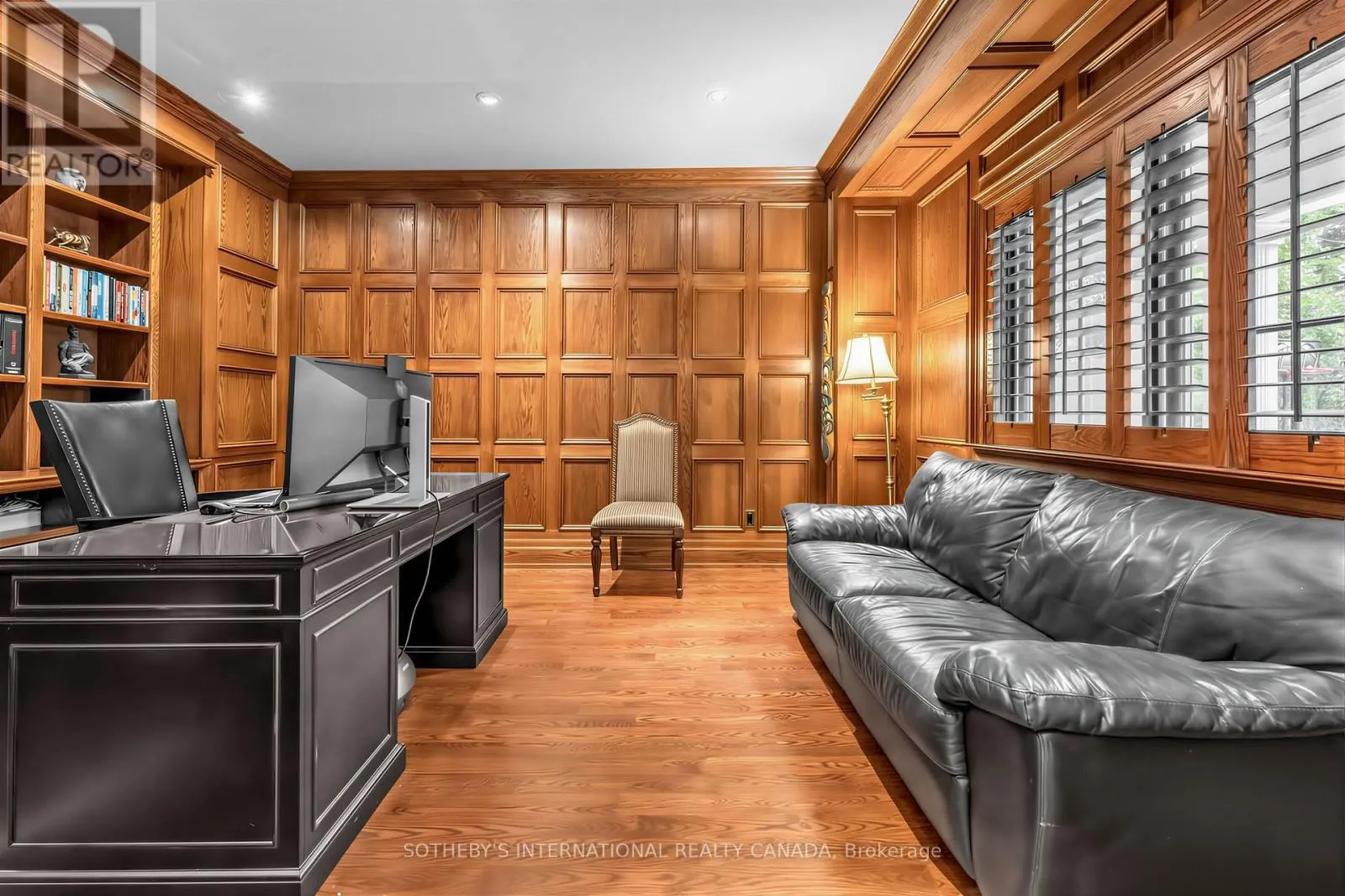 407 CAIRNCROFT ROAD