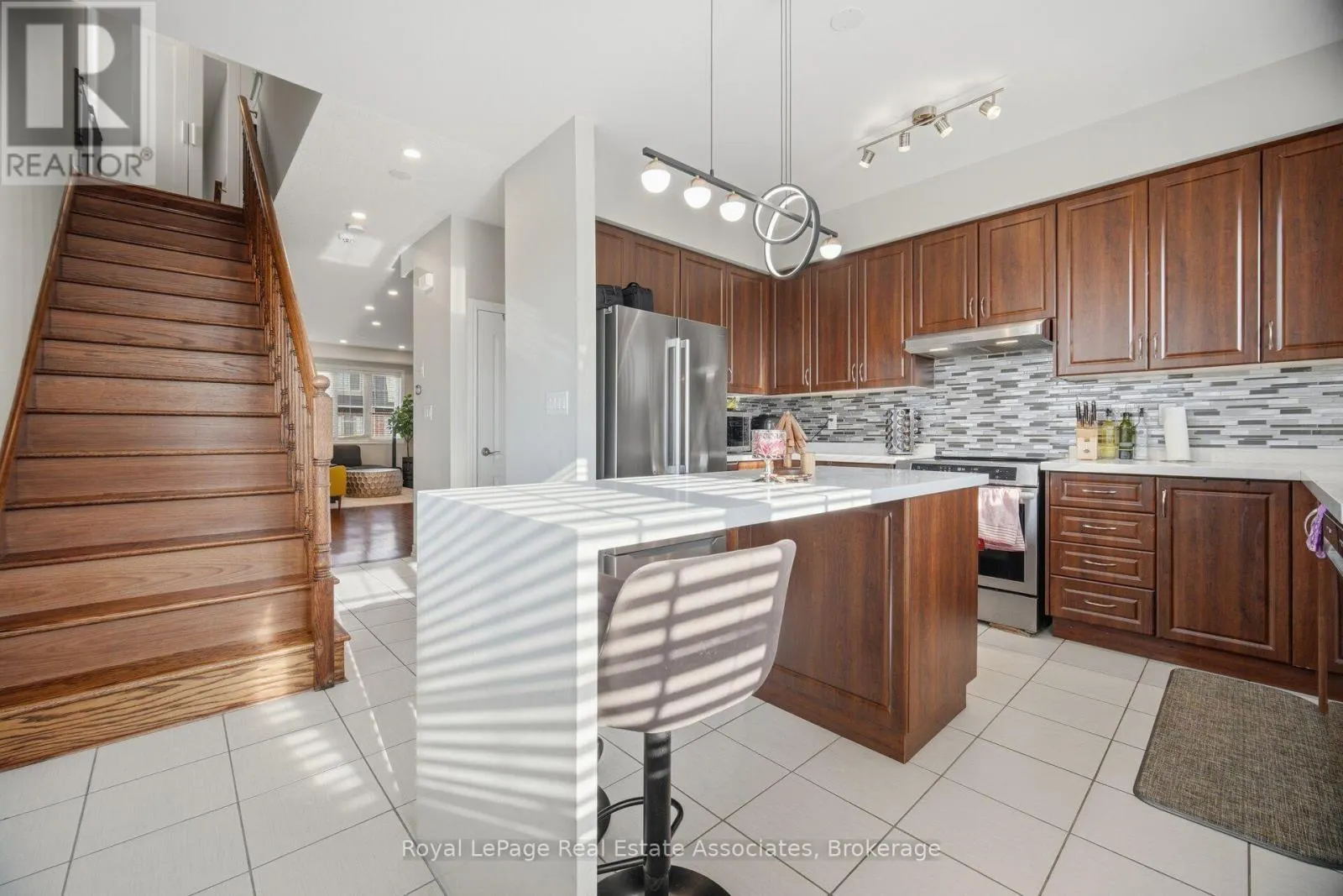 1451 GRANROCK CRESCENT