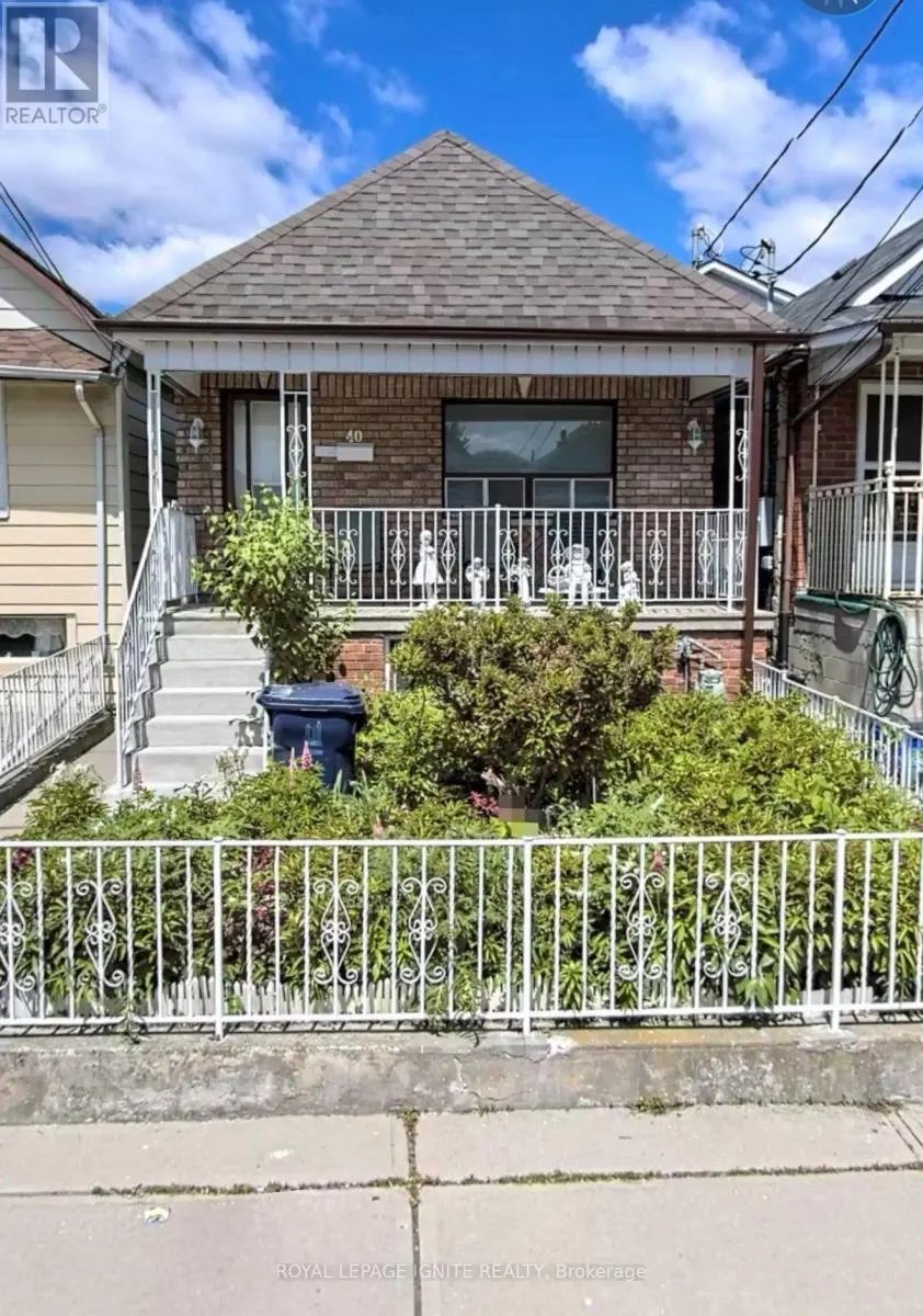 40 AVON AVENUE