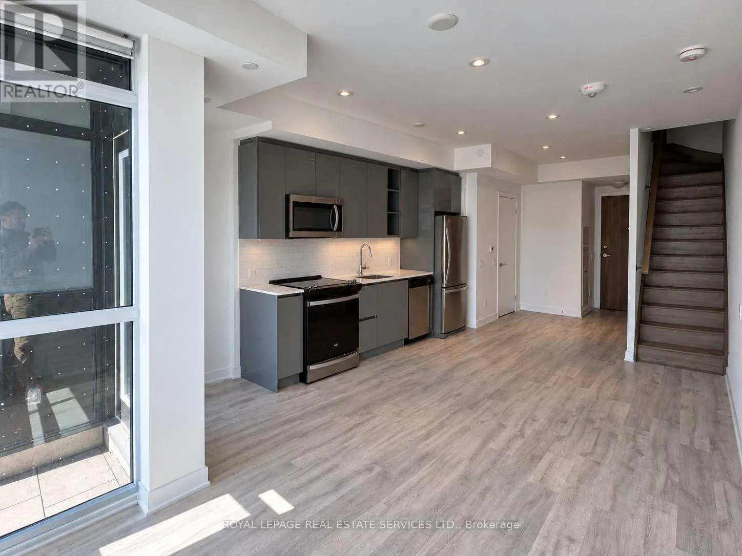 124 - 251 MANITOBA STREET