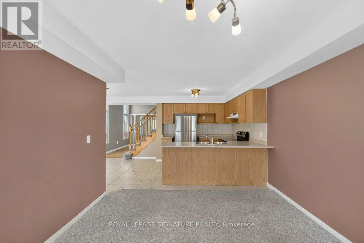 19 MOSSGROVE CRESCENT