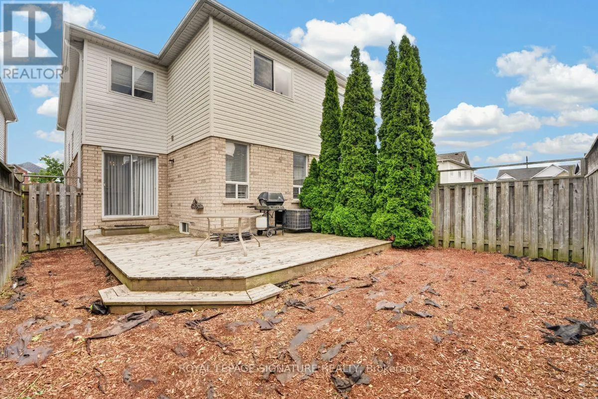 19 MOSSGROVE CRESCENT