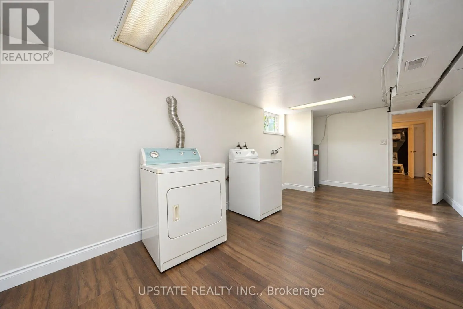 9 ELDERIDGE AVENUE