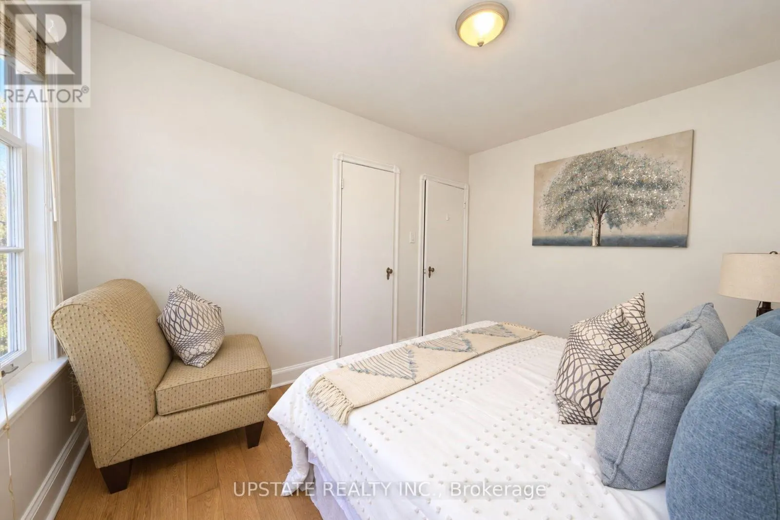 9 ELDERIDGE AVENUE