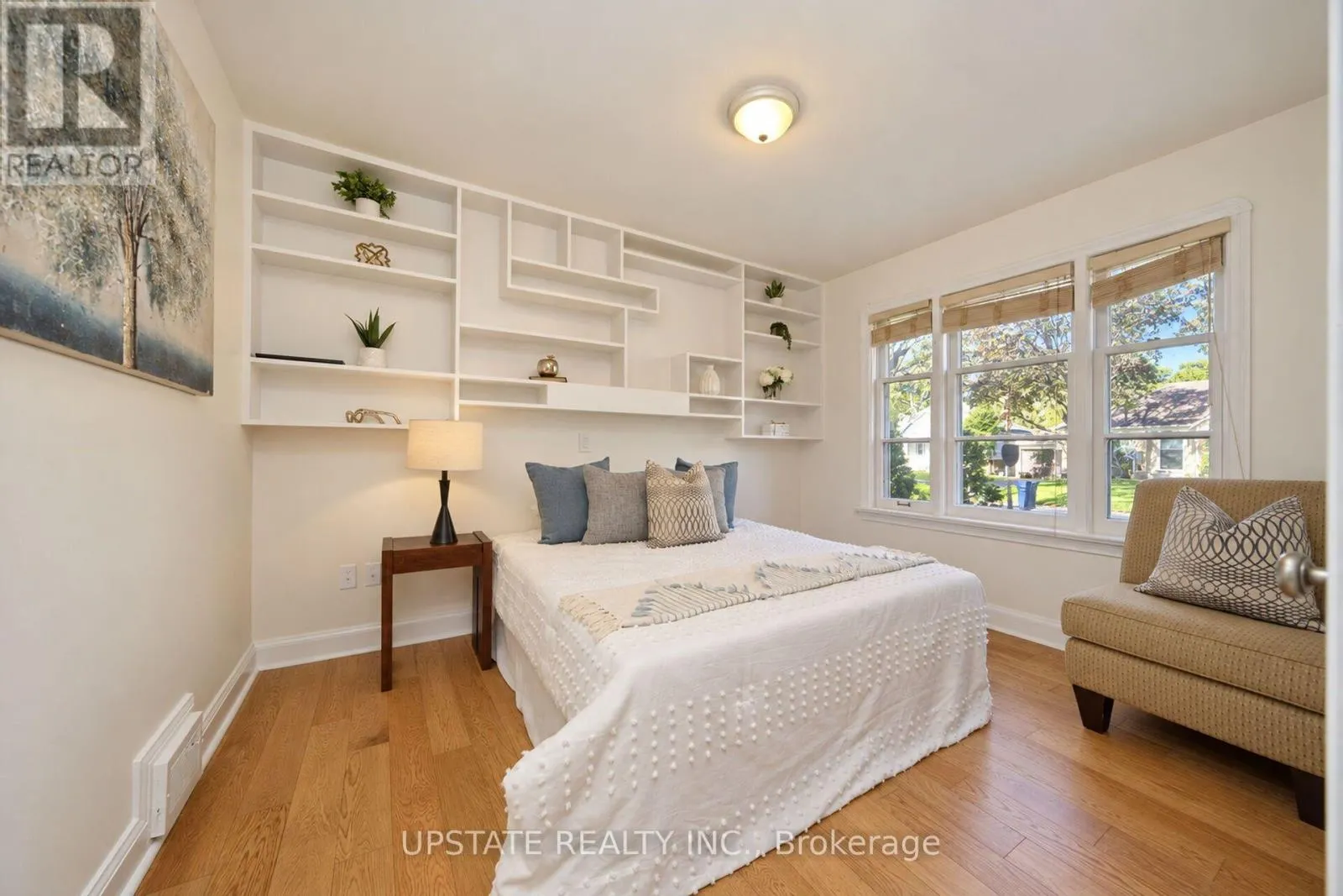 9 ELDERIDGE AVENUE