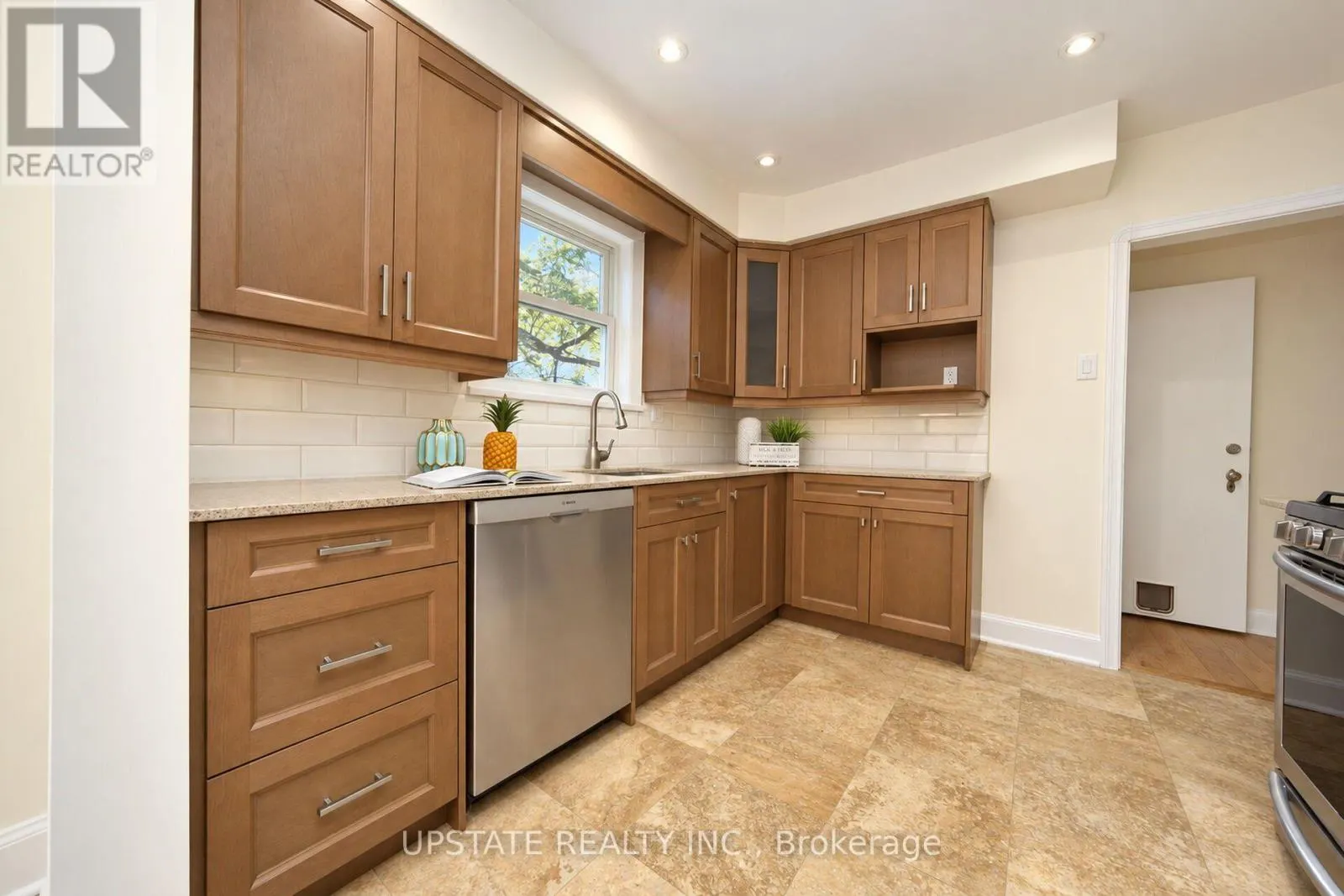 9 ELDERIDGE AVENUE