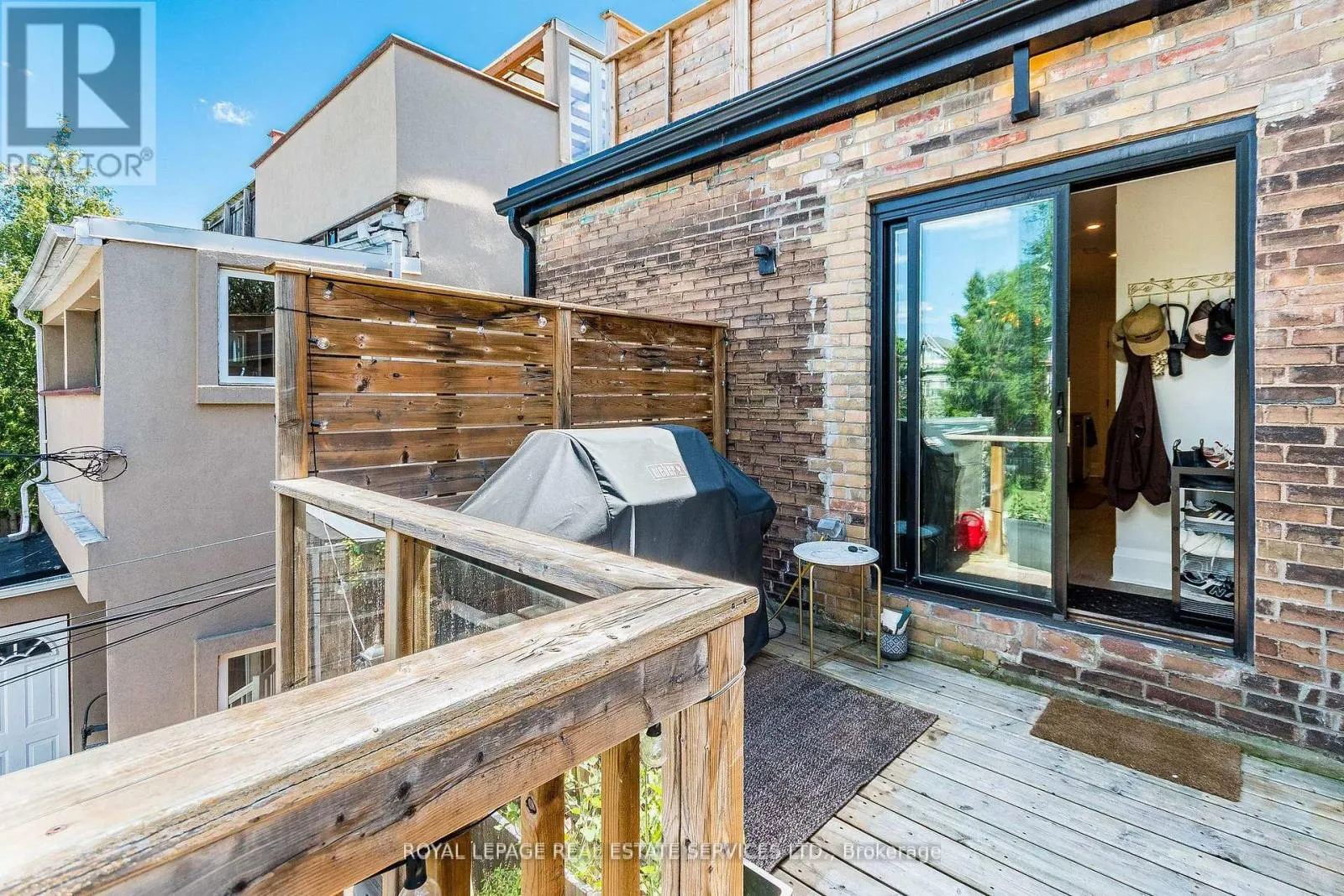 238 GARDEN AVENUE