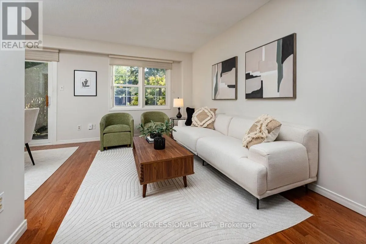 176 - 1951 RATHBURN ROAD E