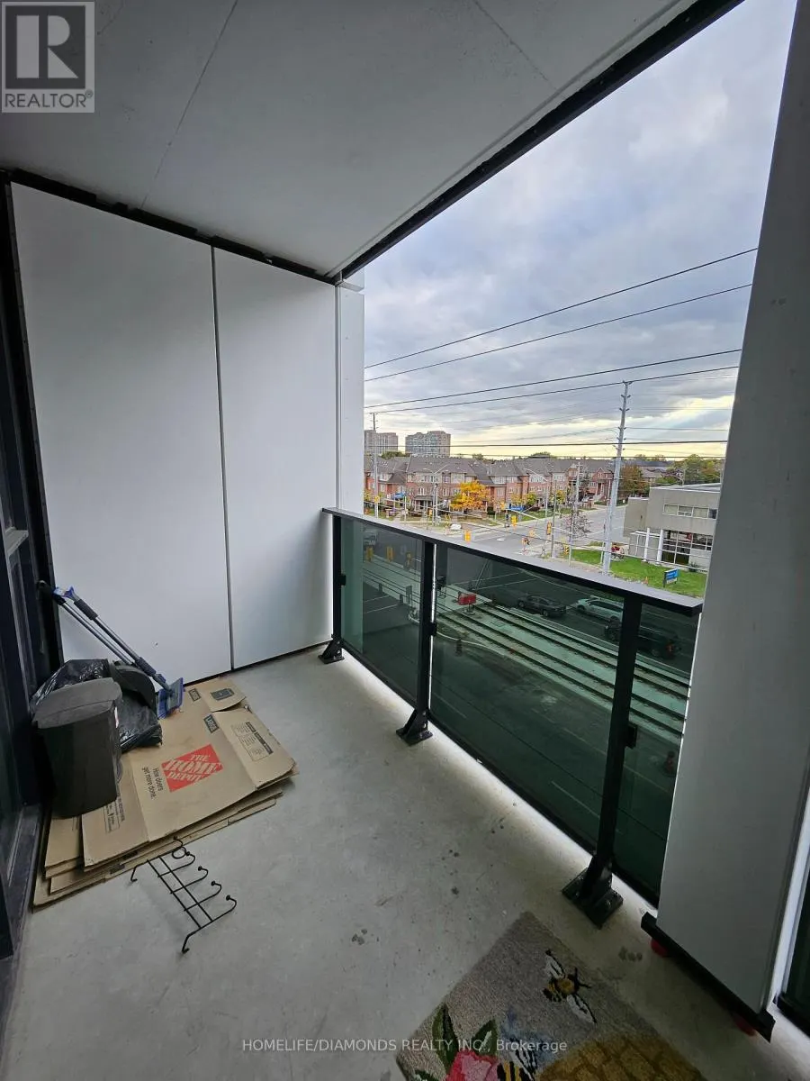515 - 1 FAIRVIEW ROAD E