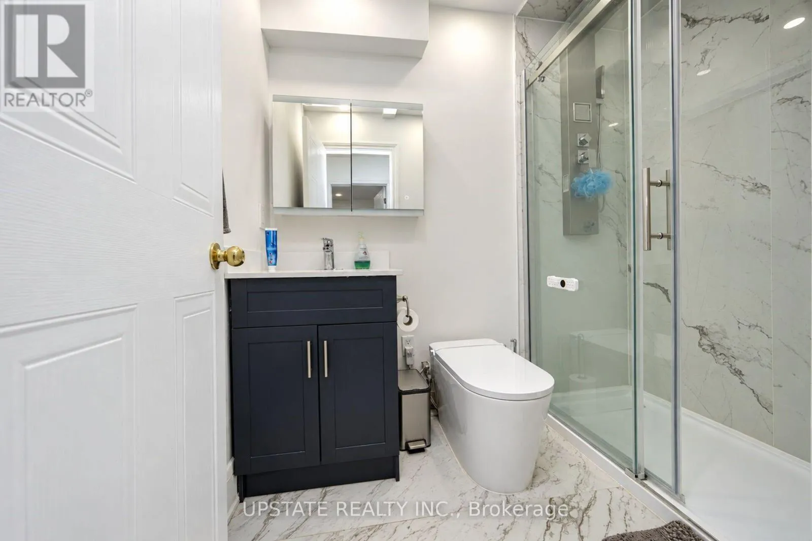 28 BRAEMORE ROAD
