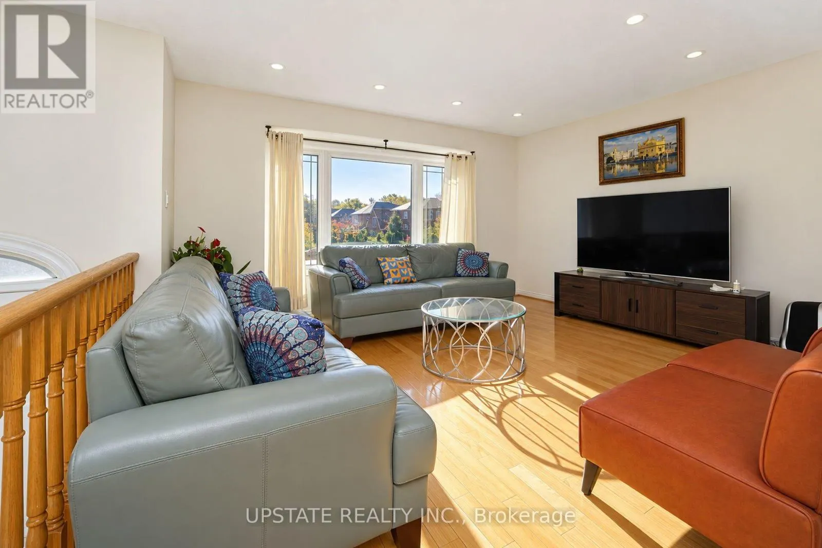 28 BRAEMORE ROAD