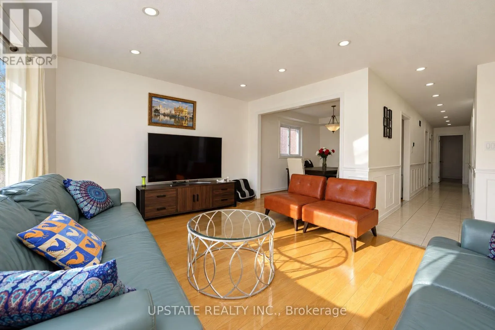 28 BRAEMORE ROAD