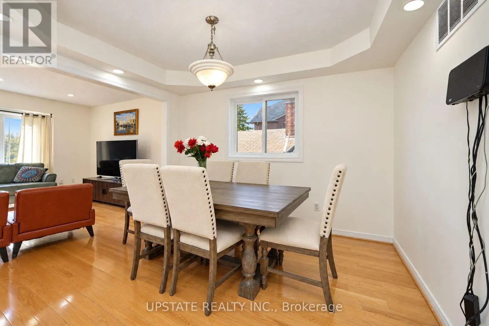 28 BRAEMORE ROAD