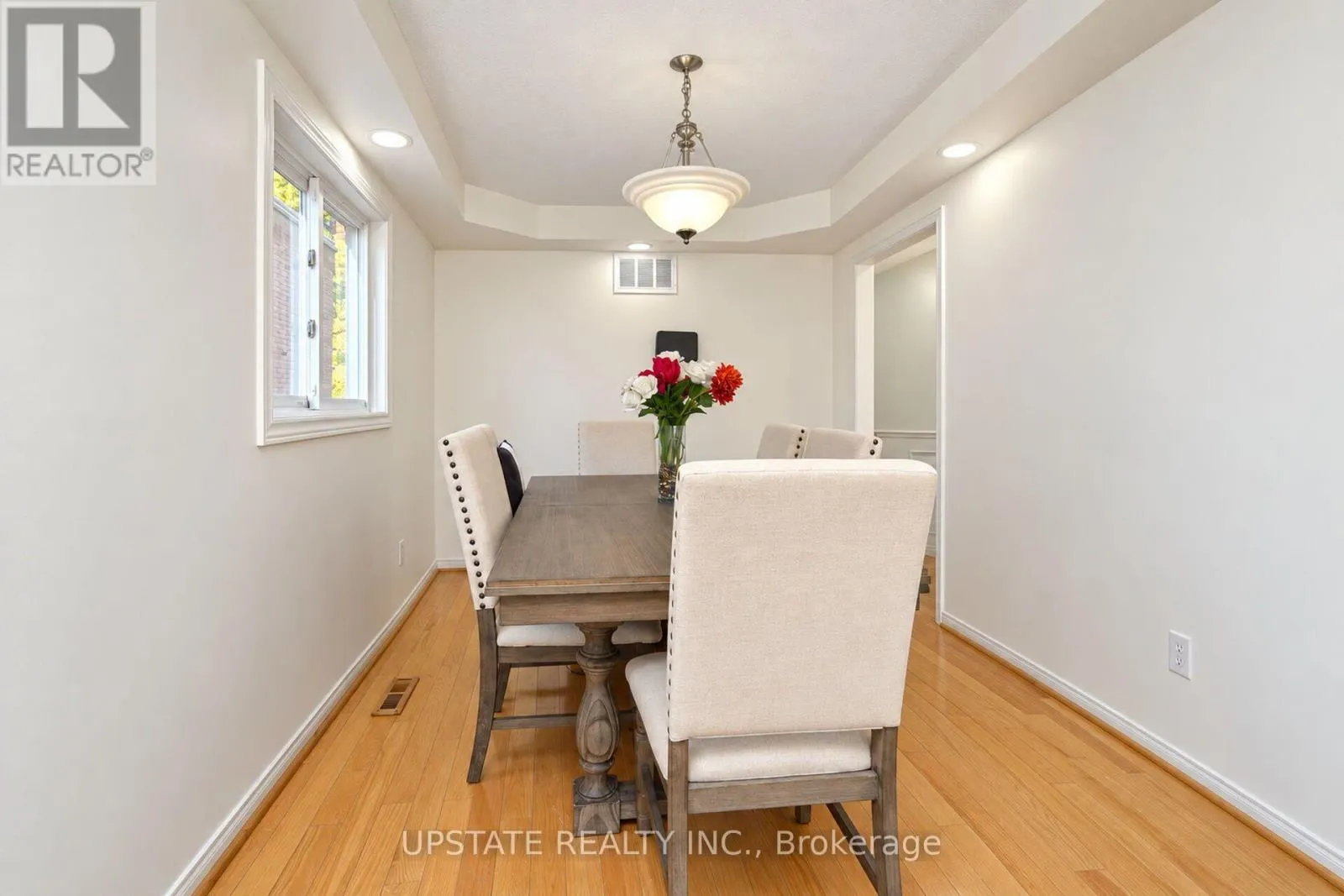 28 BRAEMORE ROAD