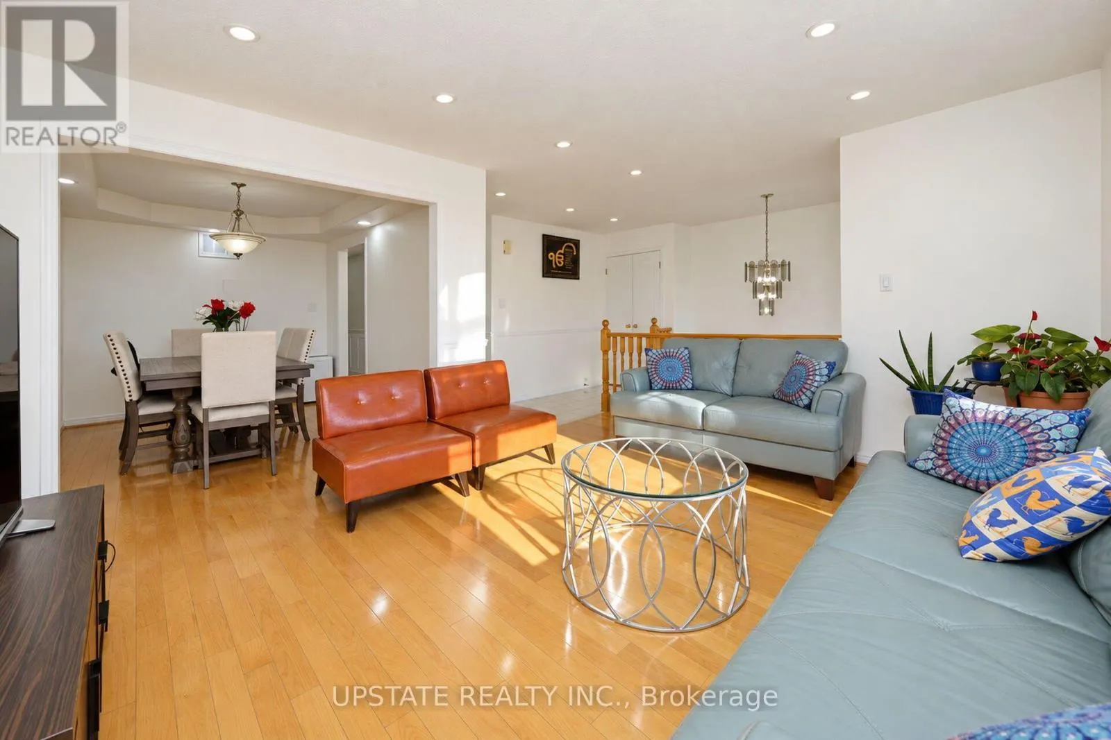 28 BRAEMORE ROAD