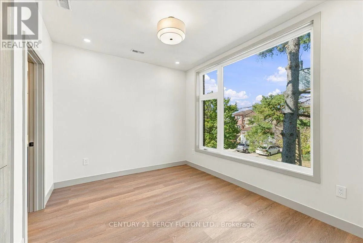 113 HATHERLEY ROAD
