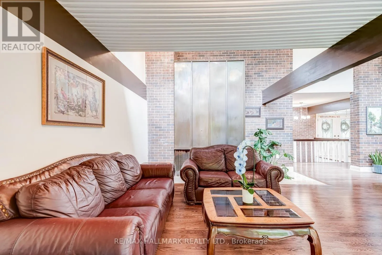 1499 ASHINGTON COURT