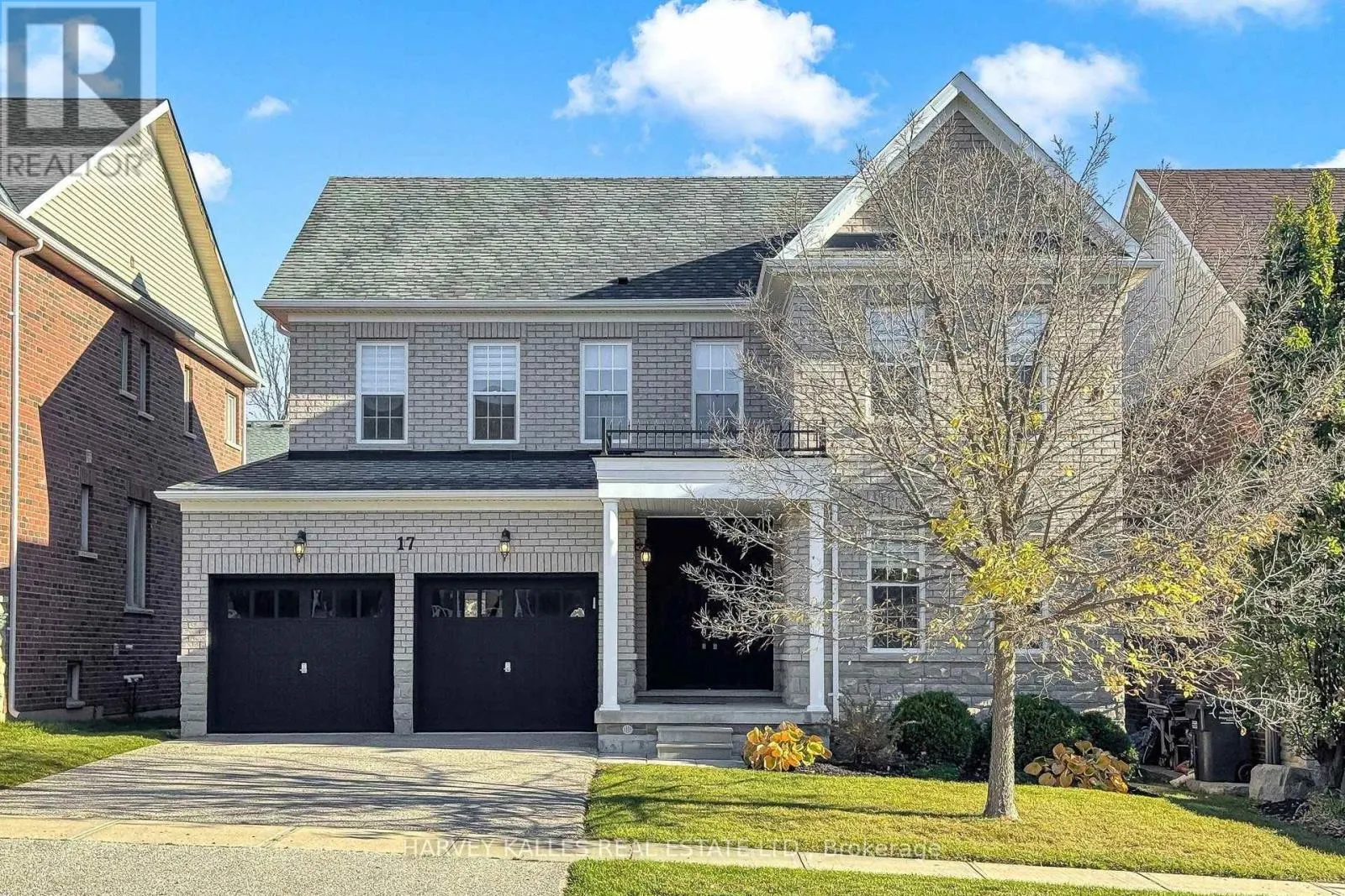 17 LIZZIE COURT