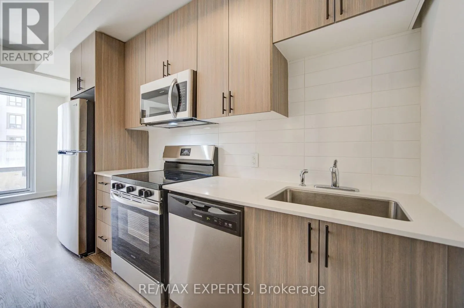 311 - 2475 OLD BRONTE ROAD