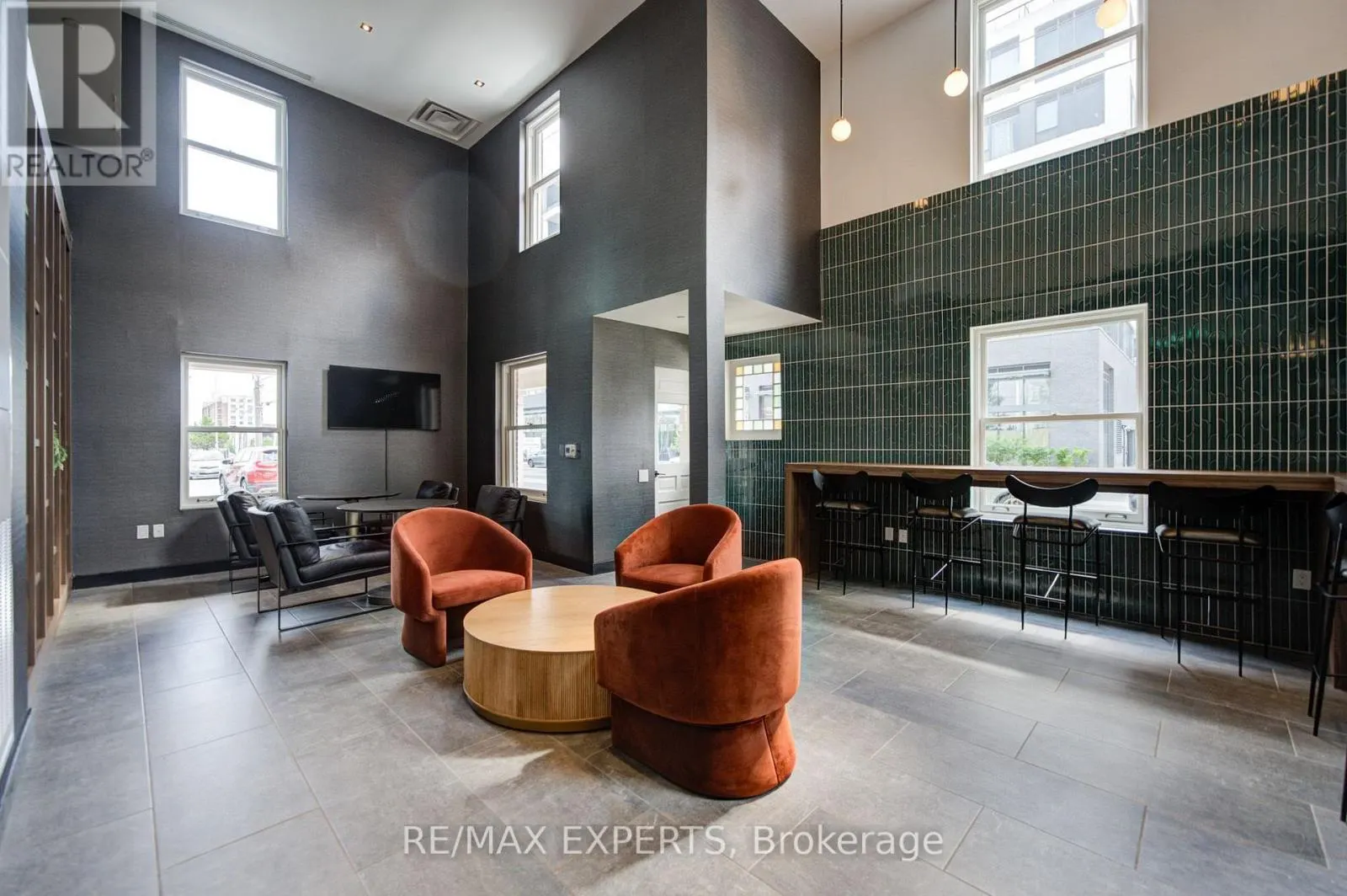311 - 2475 OLD BRONTE ROAD