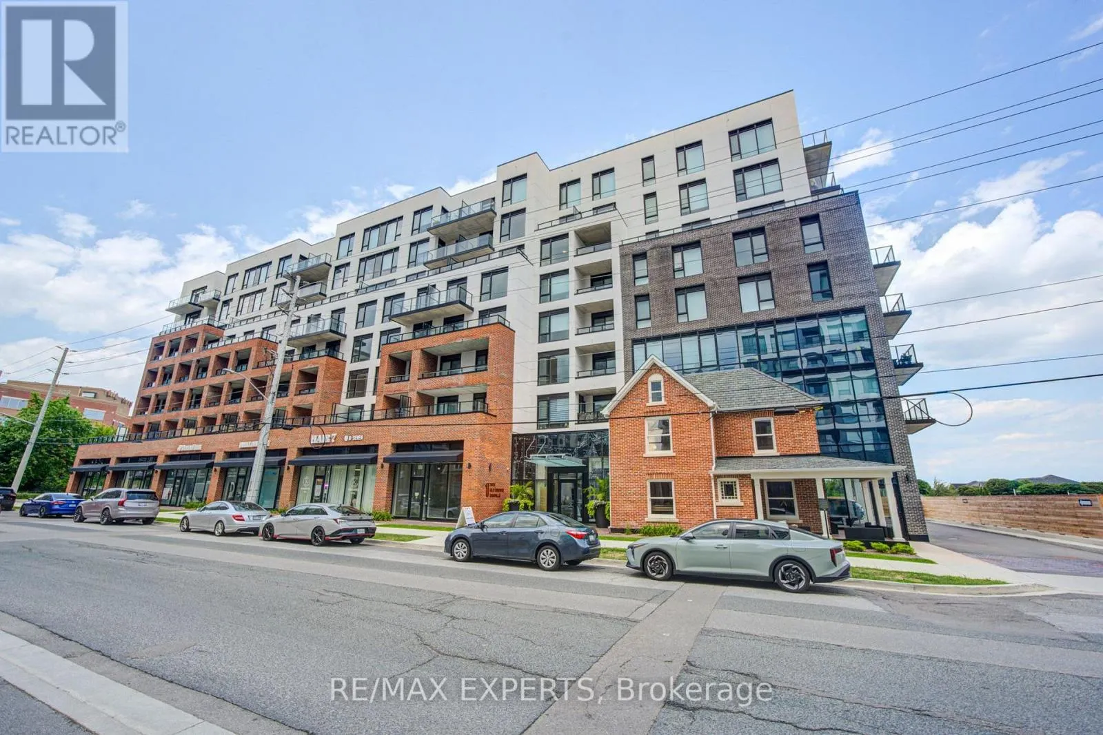 311 - 2475 OLD BRONTE ROAD