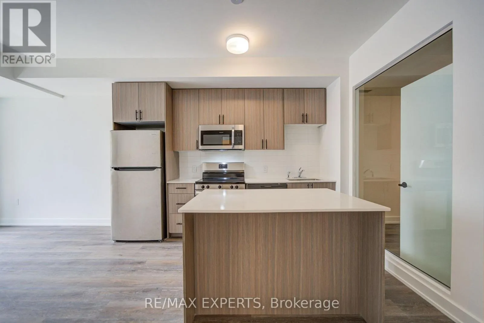 311 - 2475 OLD BRONTE ROAD
