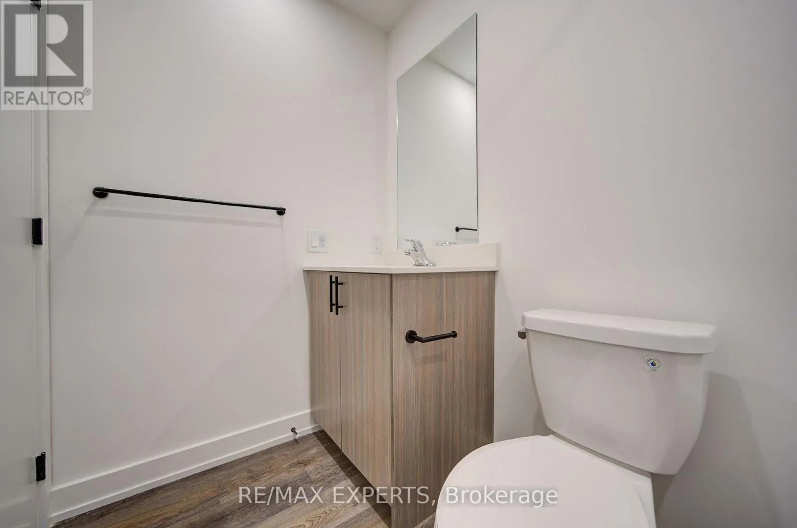 311 - 2475 OLD BRONTE ROAD