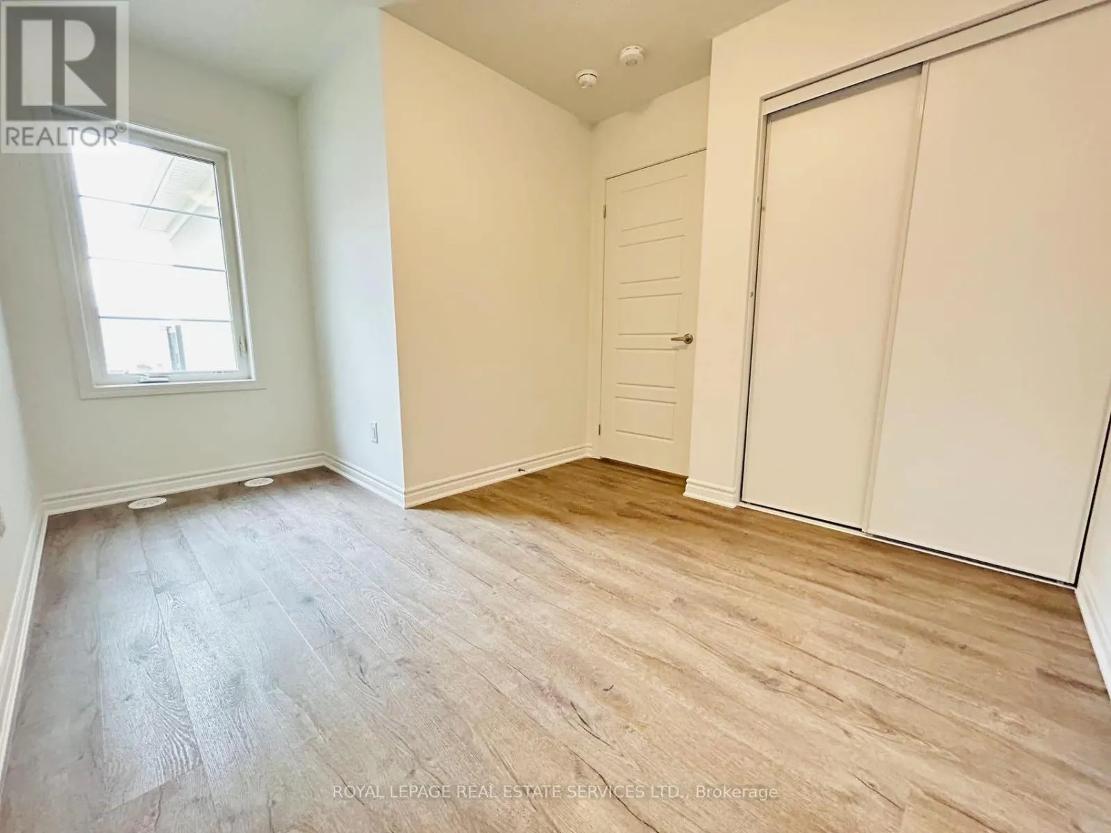 1577 MOIRA CRESCENT