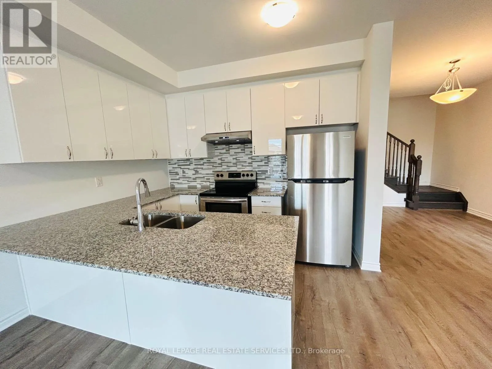1577 MOIRA CRESCENT