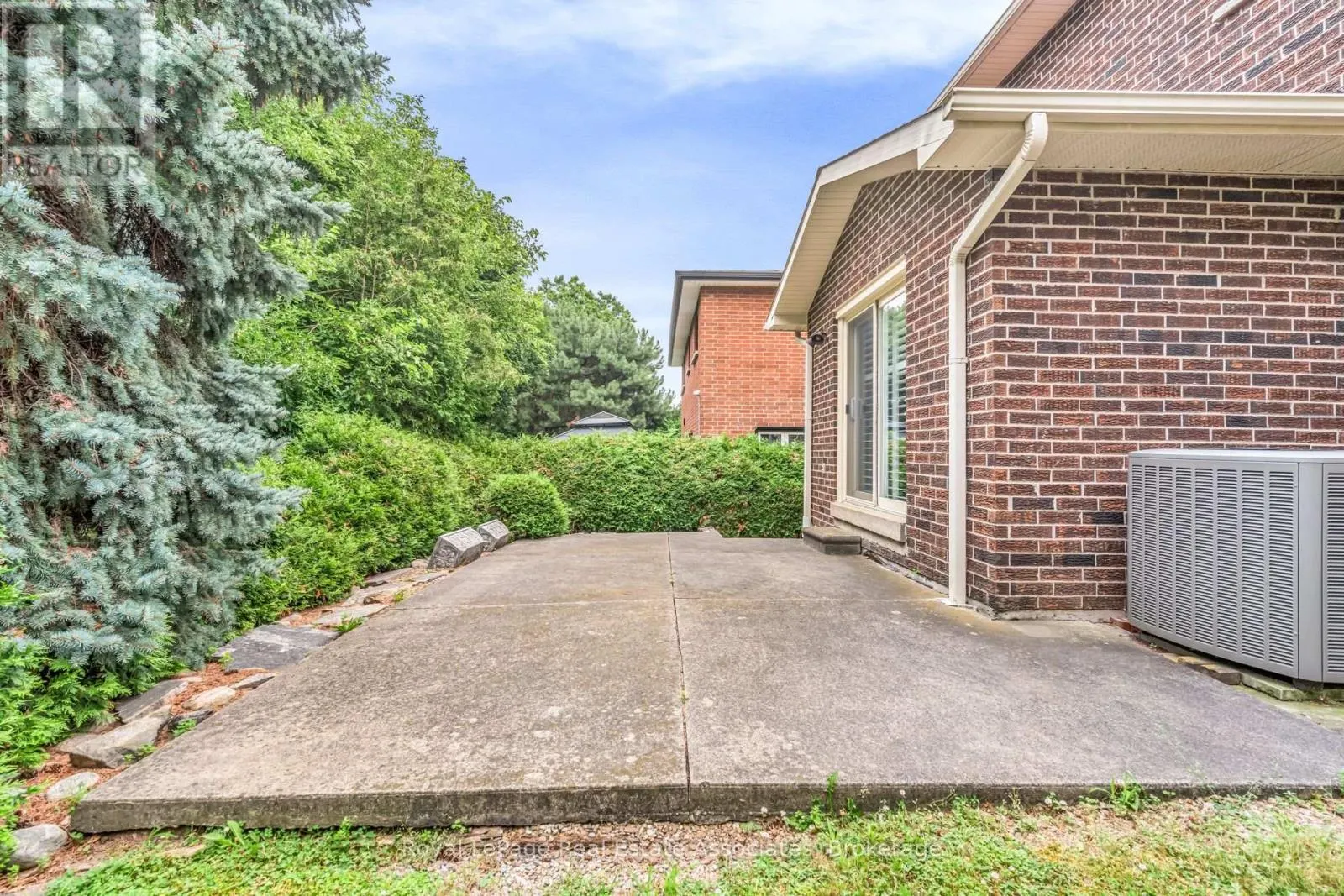 2529 CLAYMORE CRESCENT