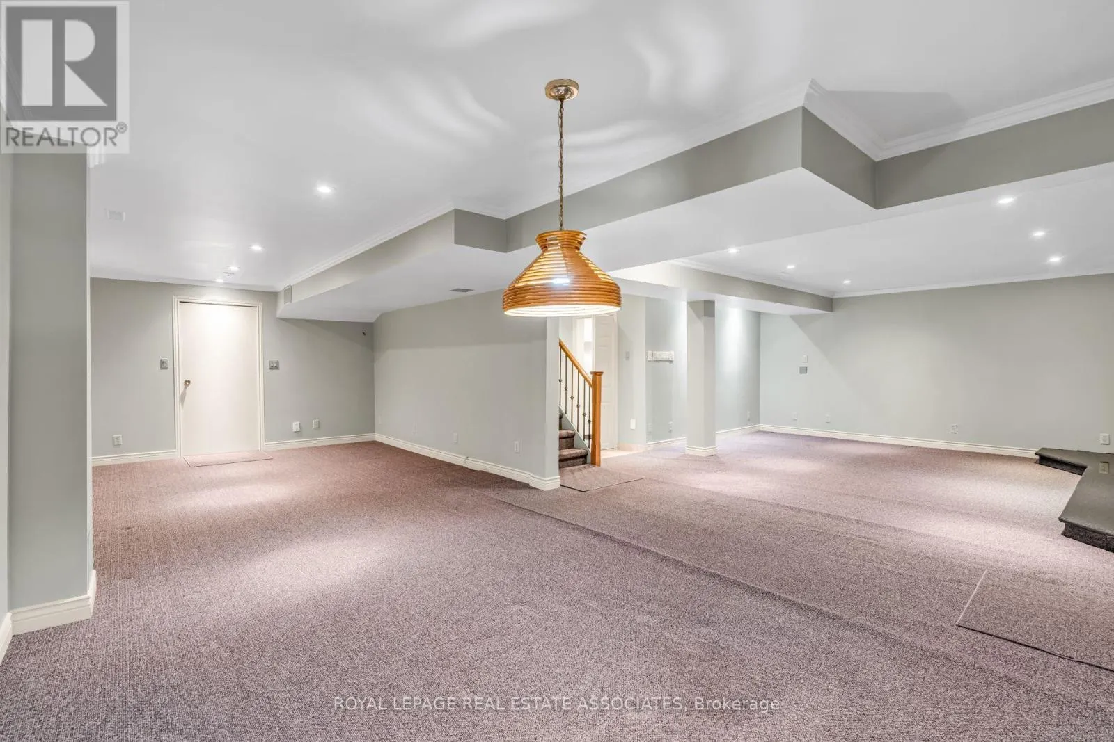 2529 CLAYMORE CRESCENT
