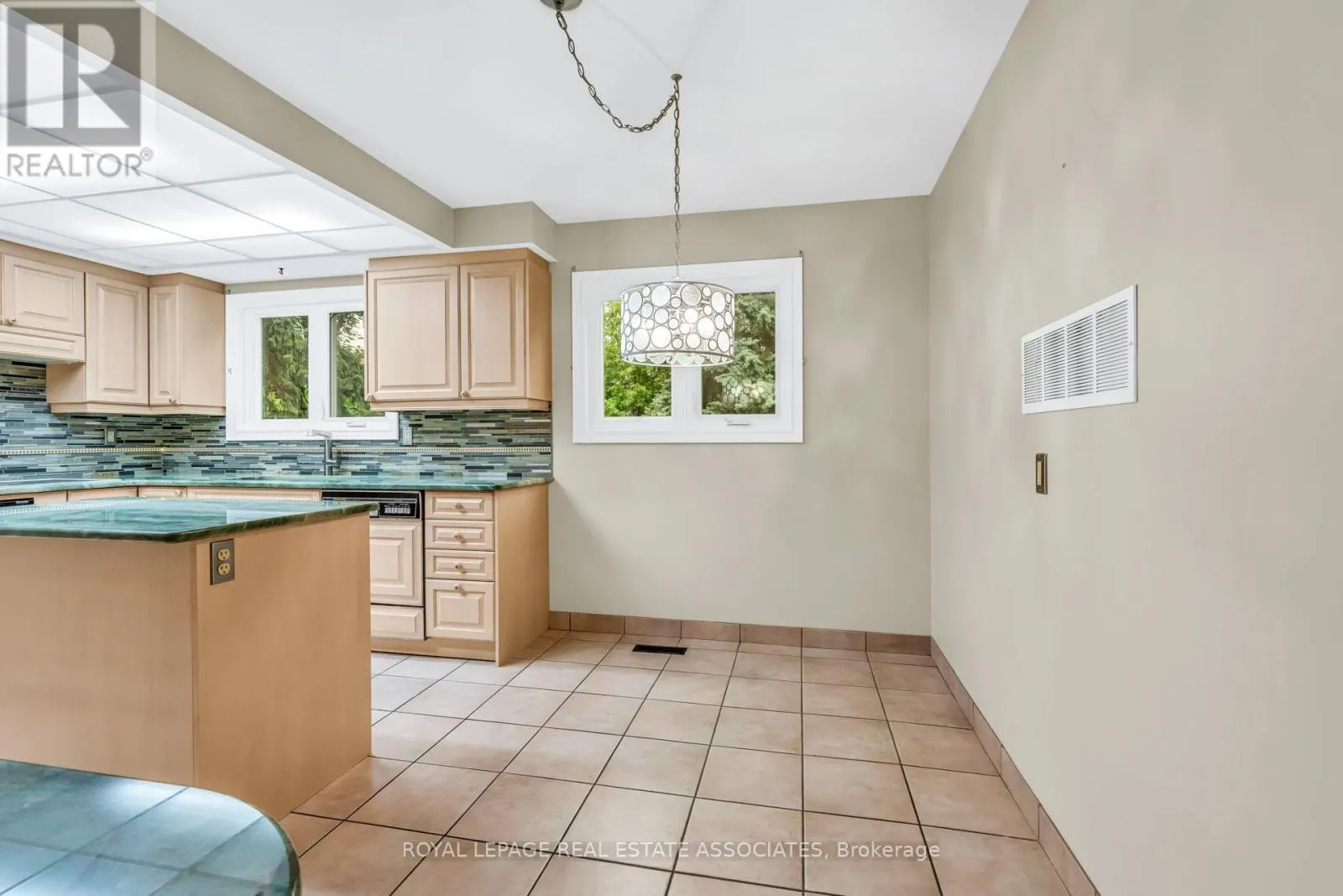 2529 CLAYMORE CRESCENT