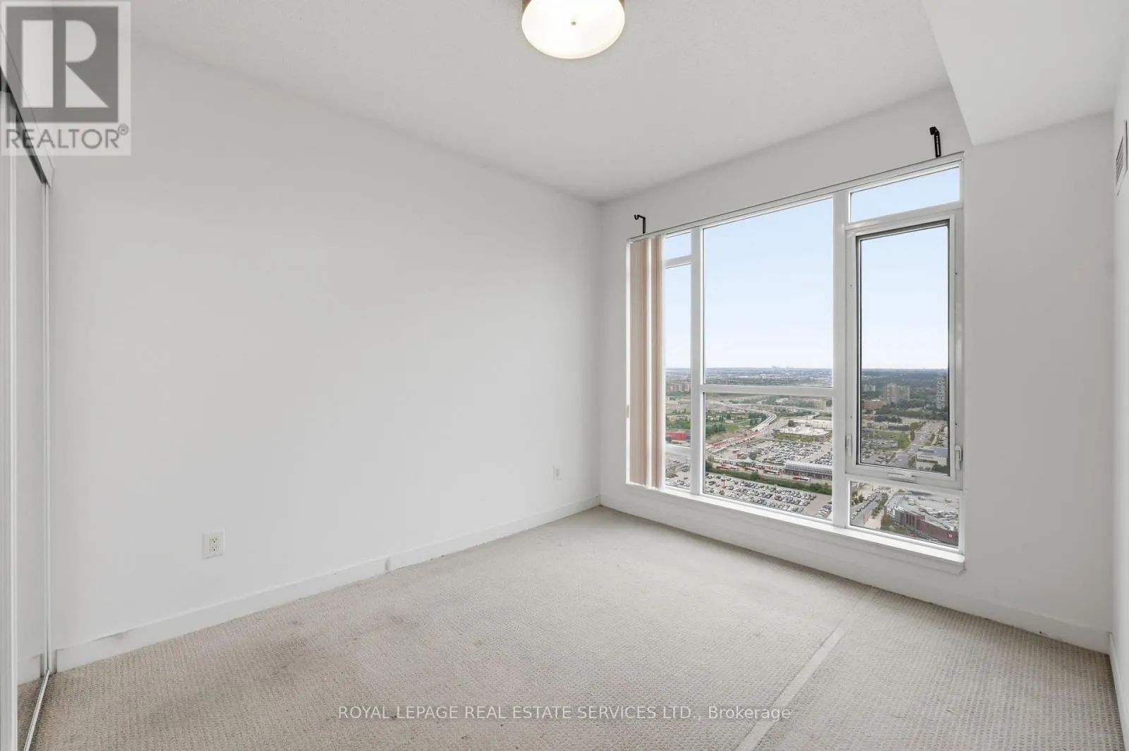 3002 - 360 SQUARE ONE DRIVE