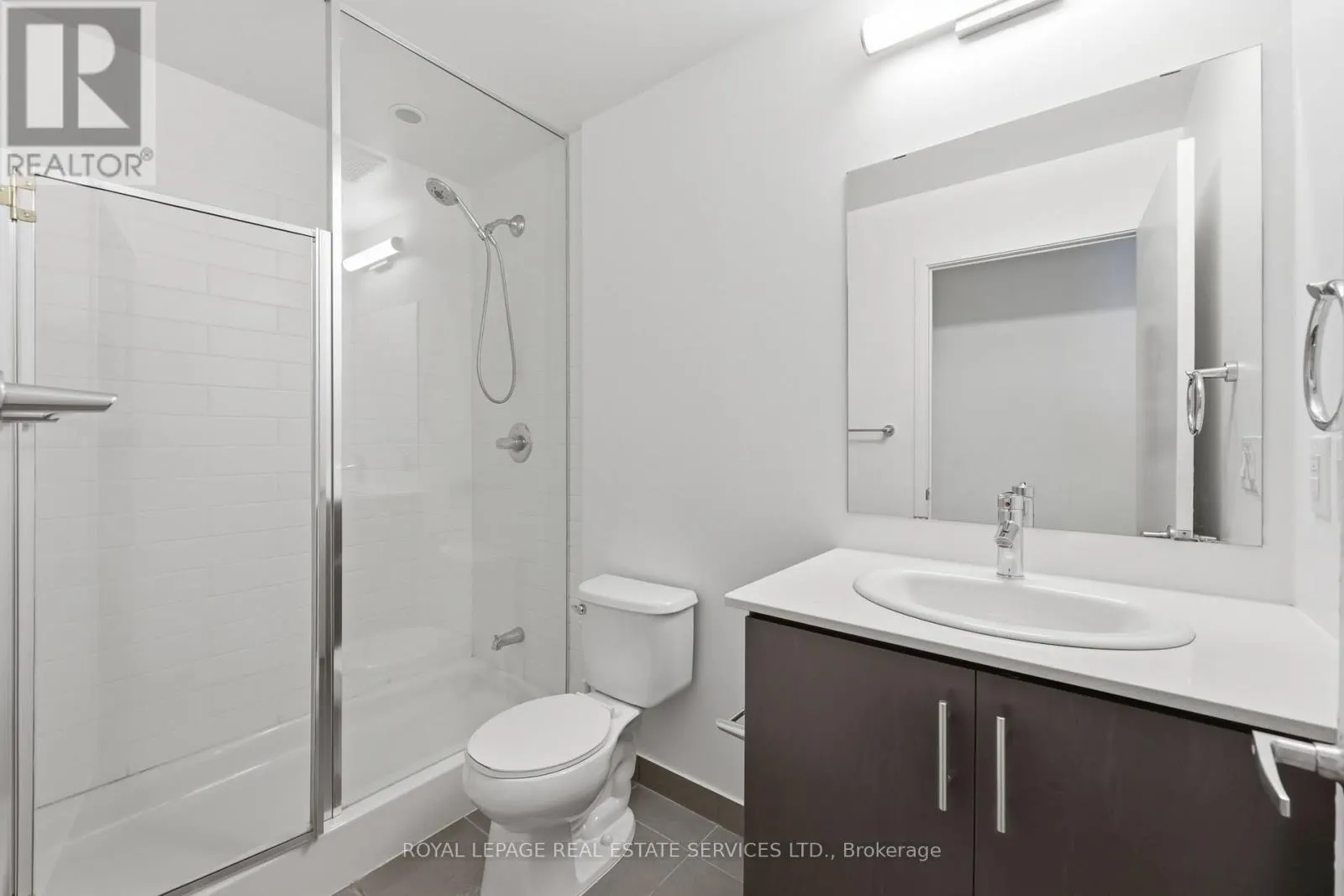 3002 - 360 SQUARE ONE DRIVE