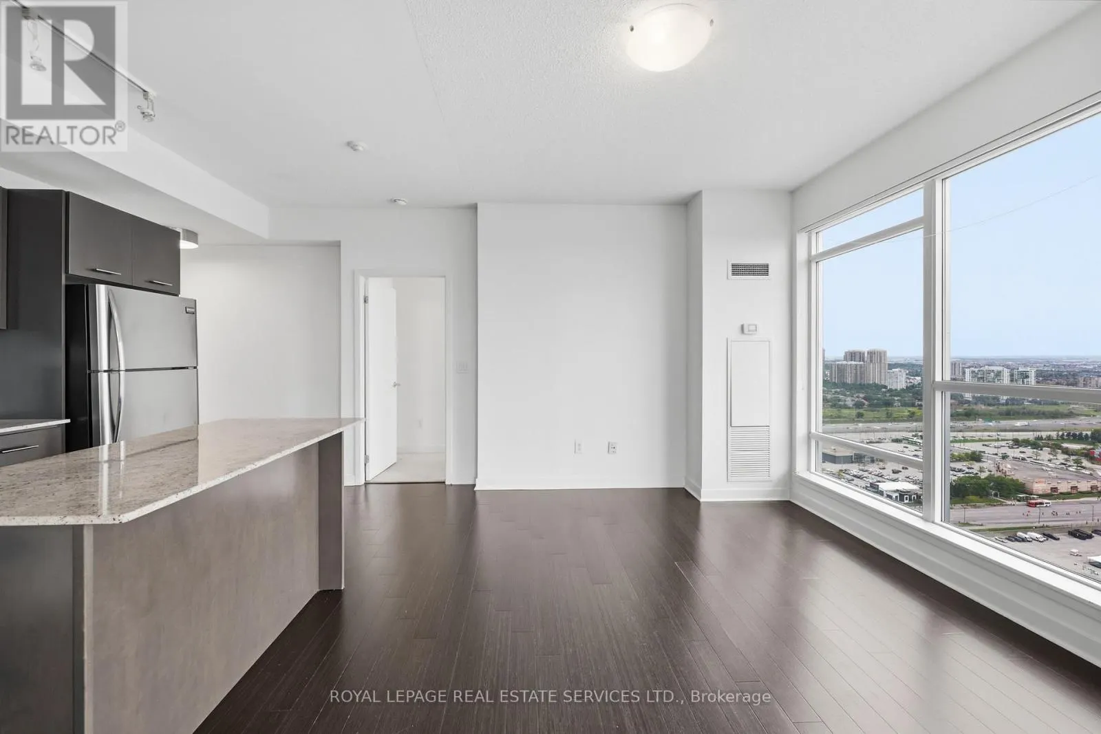 3002 - 360 SQUARE ONE DRIVE