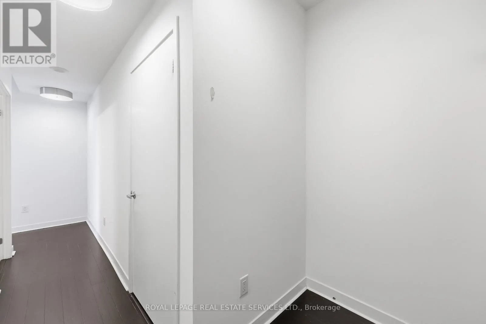 3002 - 360 SQUARE ONE DRIVE