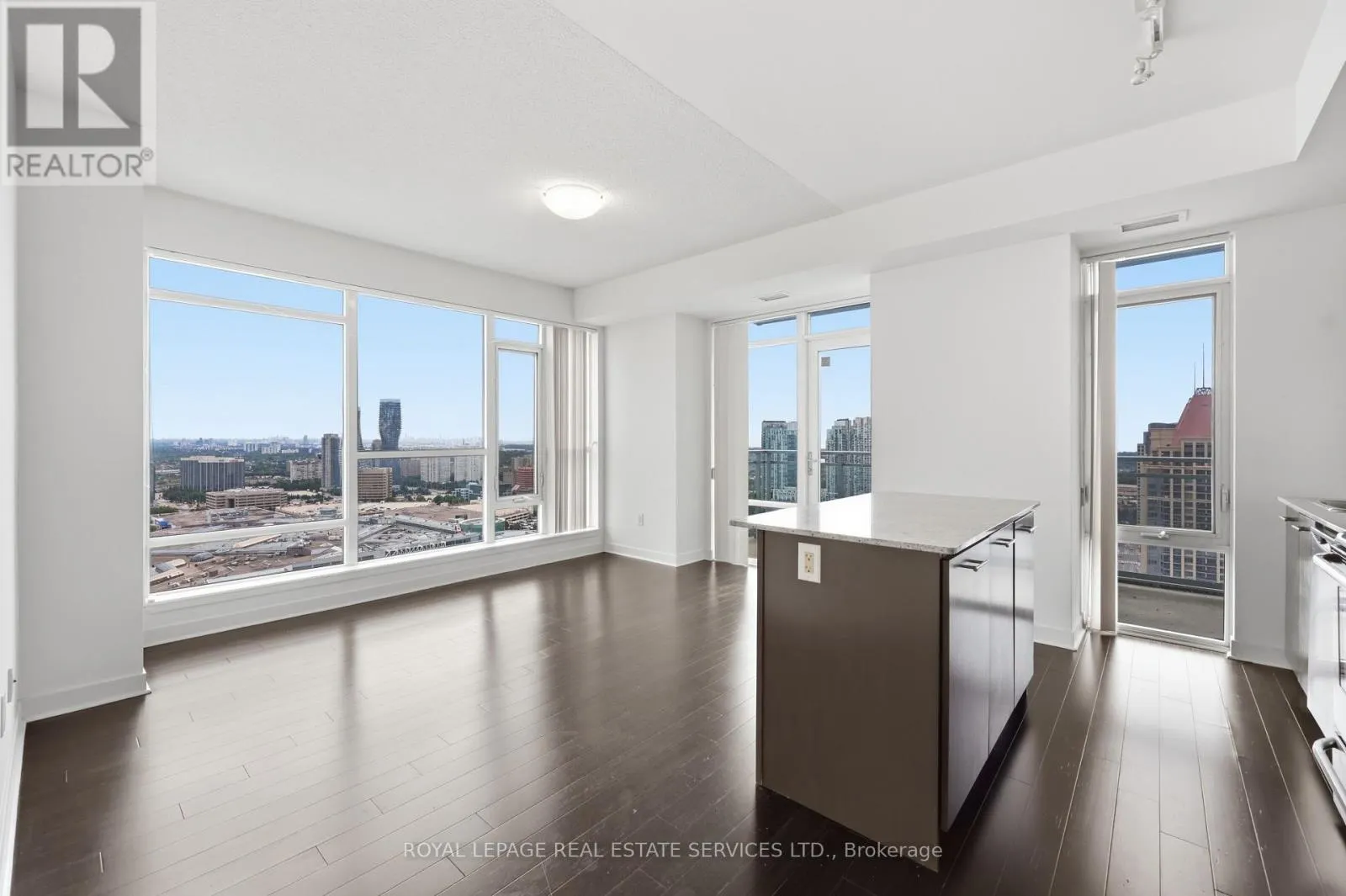 3002 - 360 SQUARE ONE DRIVE
