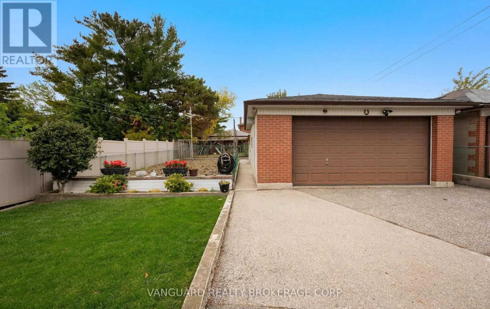 182 RUSTIC ROAD